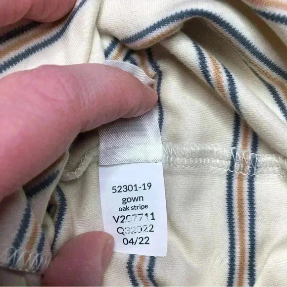 Colored Organics Gown Long Sleeved Adjustable  Tie Bottom Cream Stripes 0-3M - Picture 3 of 16